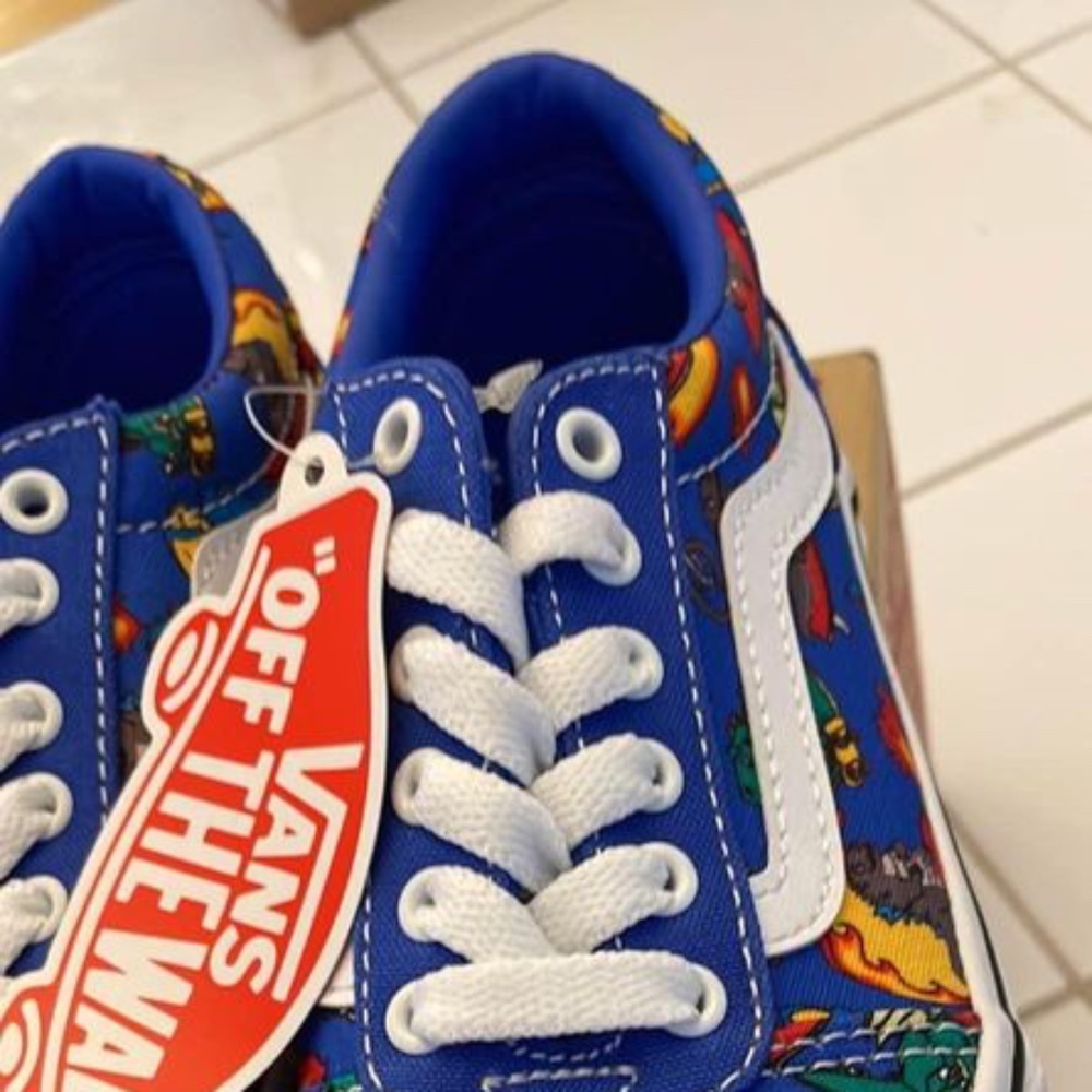 BRAND NEW youth boy gir vans dragon explorer shoes size 12 - Picture 4 of 8